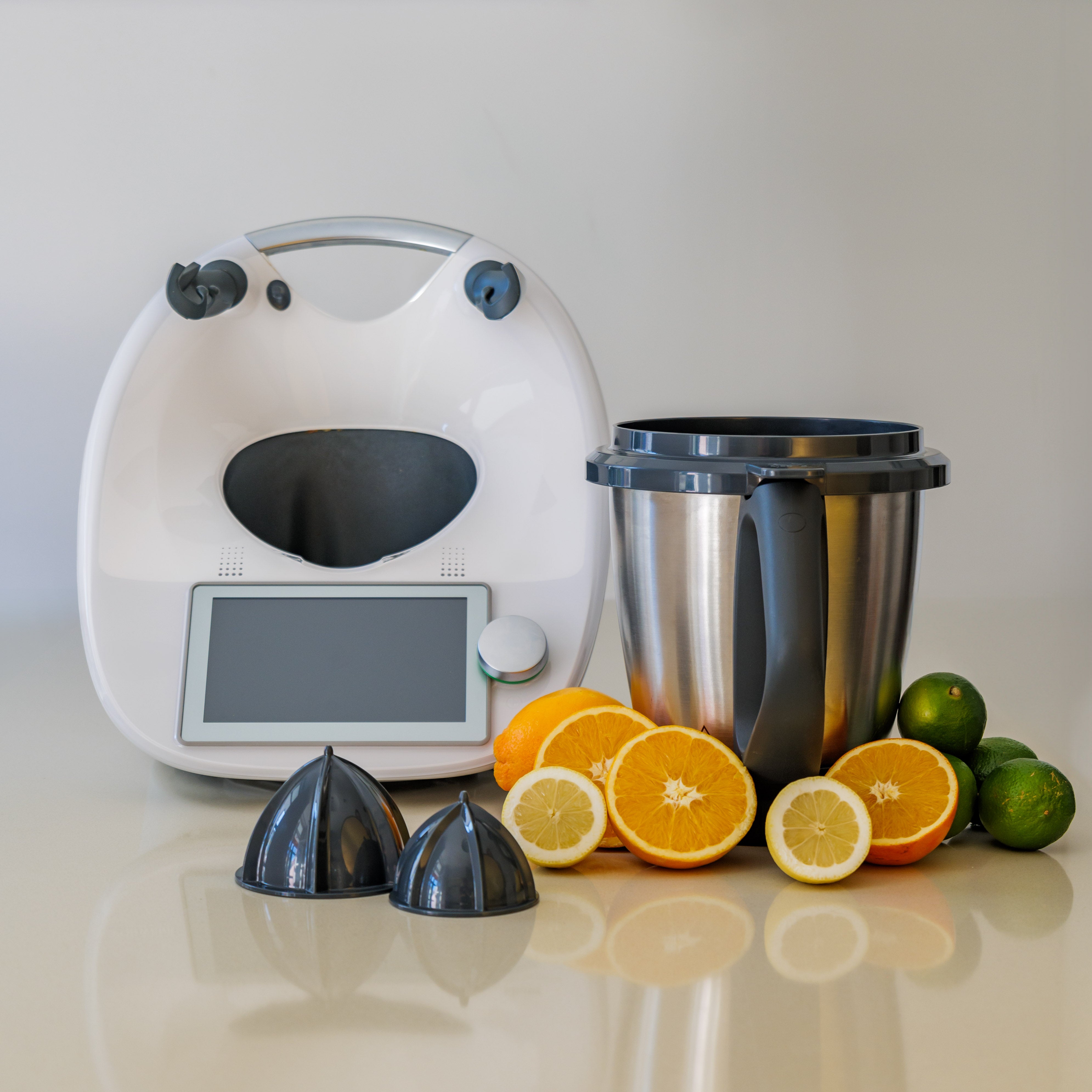 Pressix - Presse-Agrumes pour Thermomix (+ 1 Accessoire et 1 Livre OFFERTS).