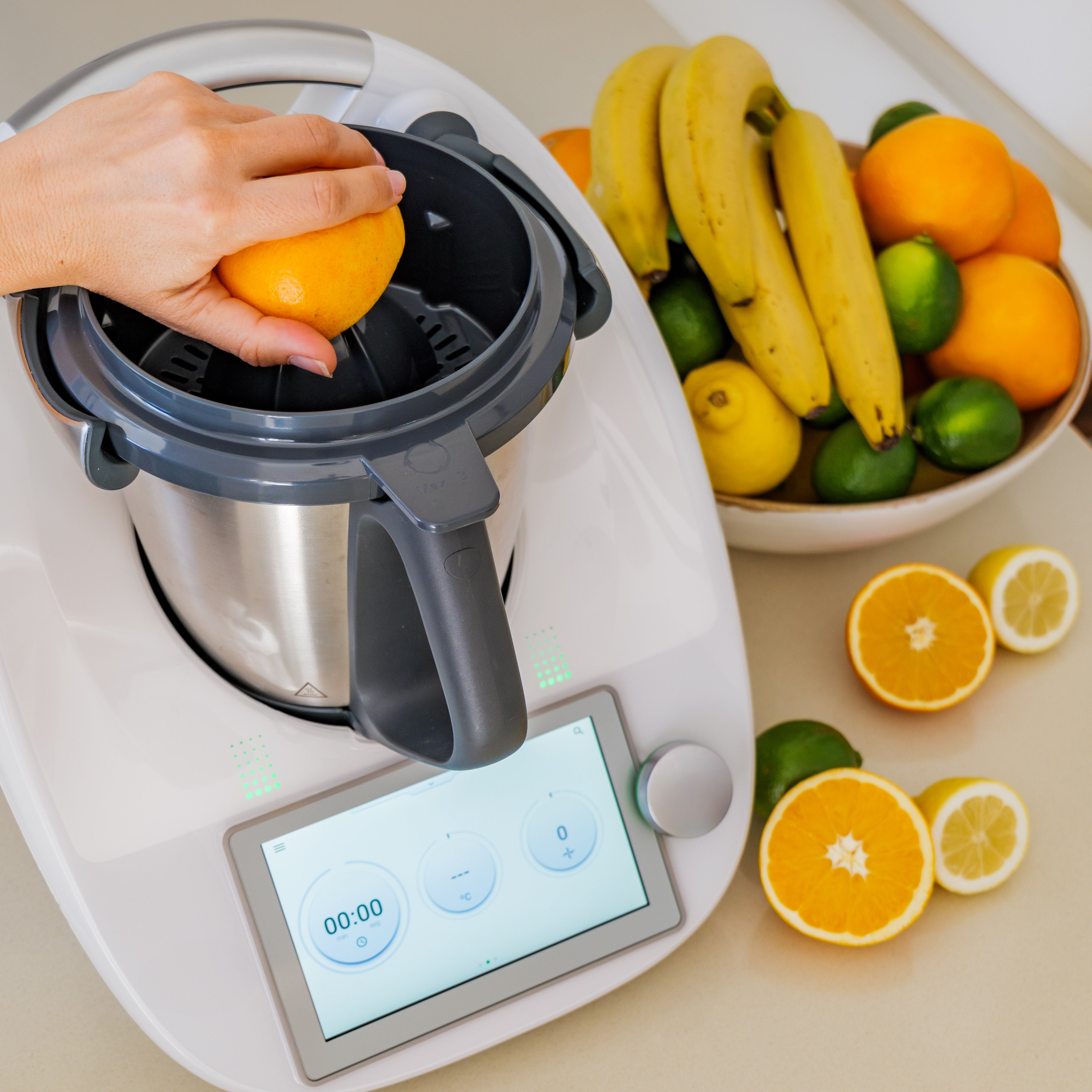Pressix - Presse-Agrumes pour Thermomix (+ 1 Accessoire et 1 Livre OFFERTS).